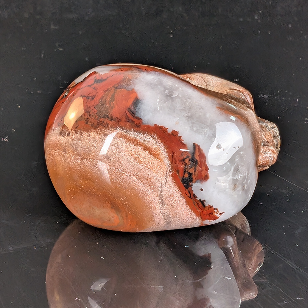 Crâne en cristal de jaspe rouge de 5 cm