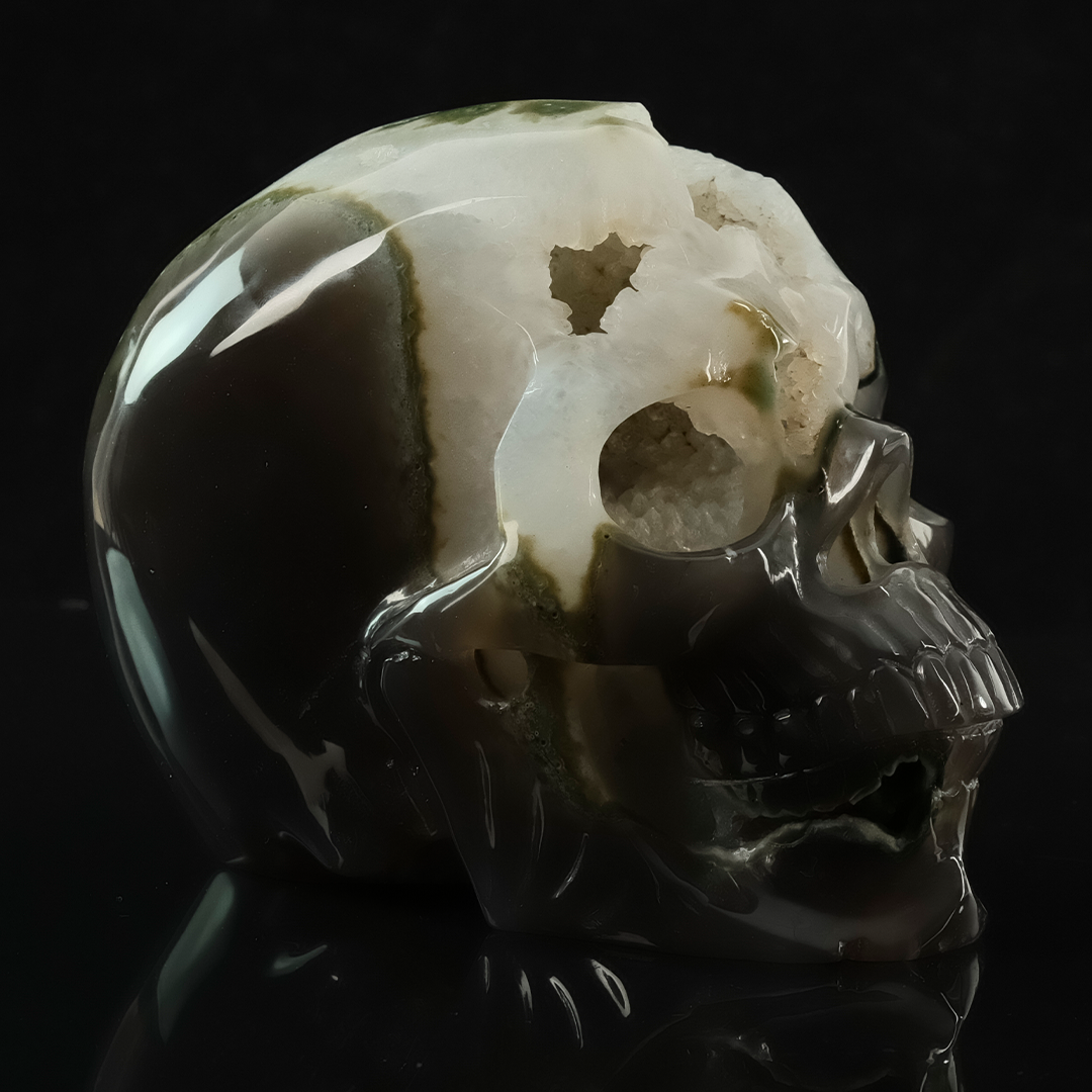 6.5 inch Carved Geode Agate Skull - Natural Stone Sculpture Carving