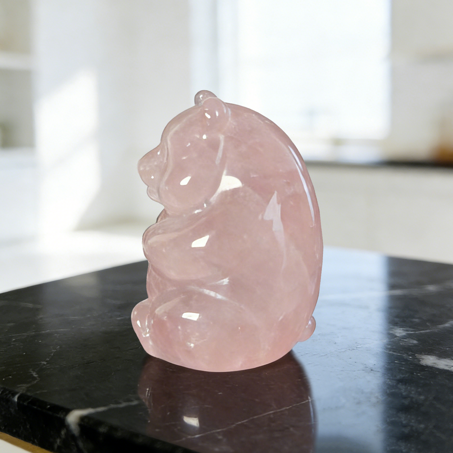 Rosenquarz-Bärenskulptur – Handgeschnitzte Edelsteinskulptur