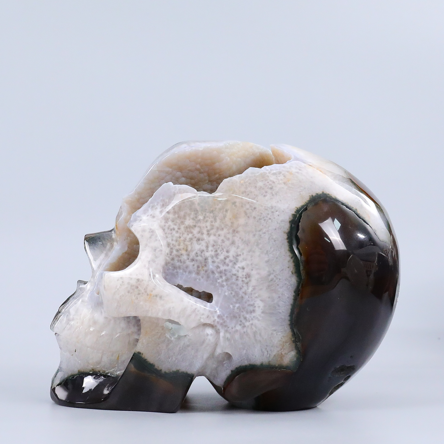 Carved Geode Agate Crystal Skull (3100g)