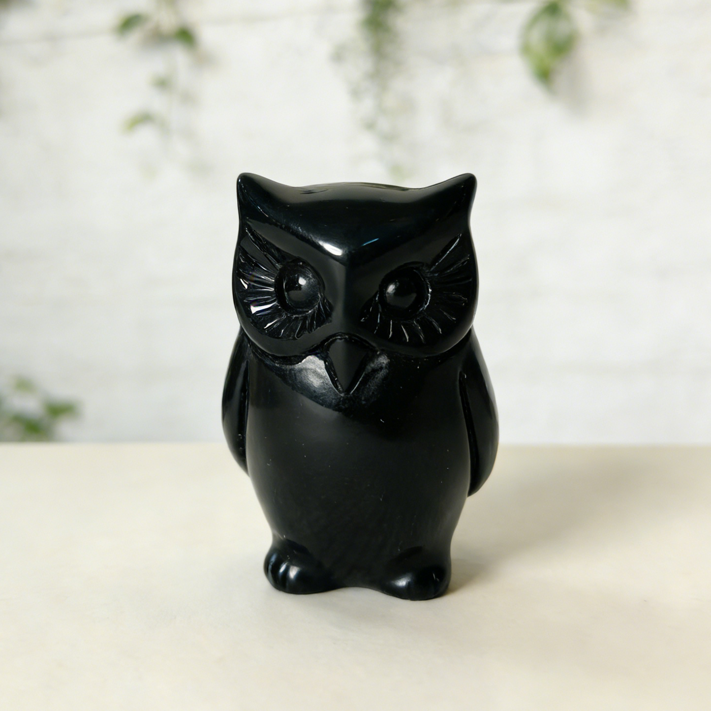 Sculpture de famille de hiboux en obsidienne noire – Pierre de protection sculptée à la main