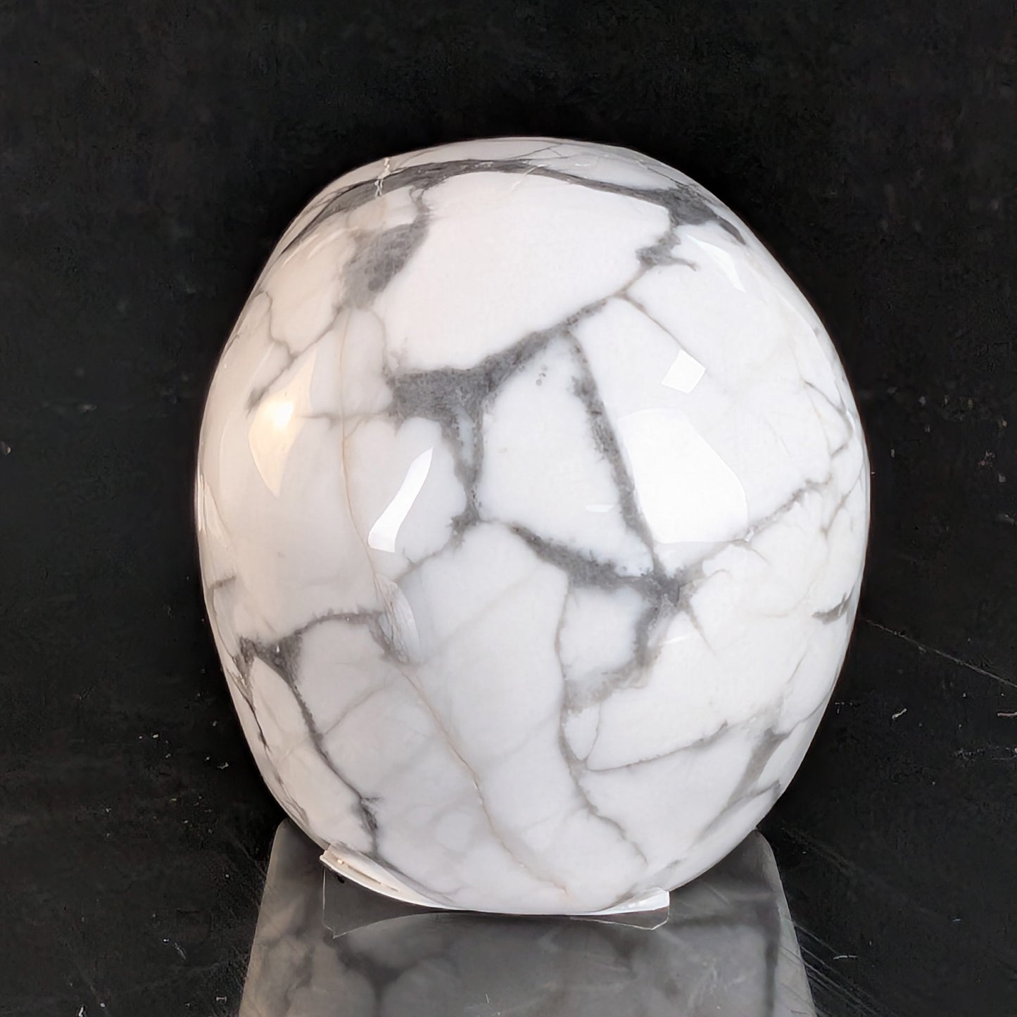 Crâne en cristal de turquoise howlite blanche de 5 cm – Mini crâne en cristal