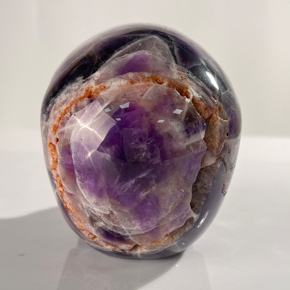 4,5 Zoll großer Amethyst-Kristallschädel – handgeschnitzter Naturedelstein