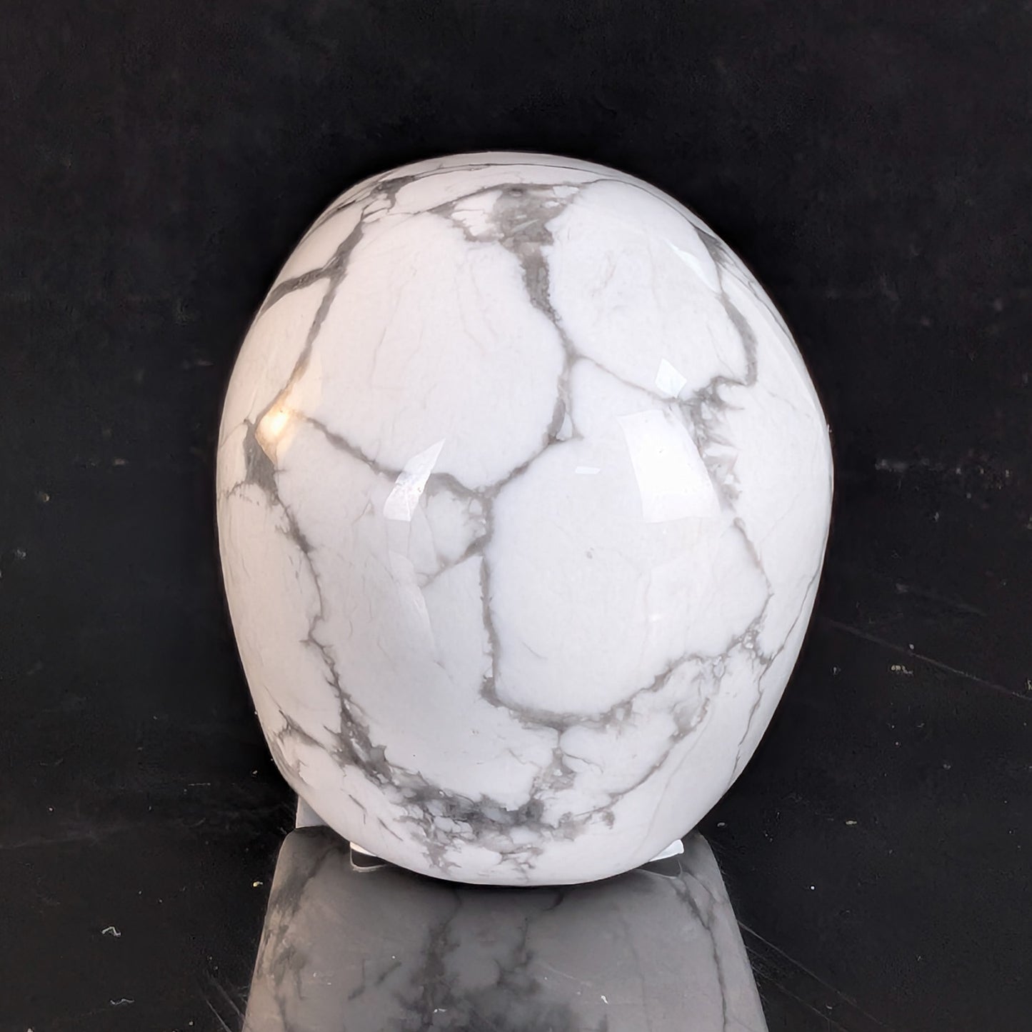 Crâne en cristal de turquoise howlite blanche de 5 cm – Mini crâne en cristal