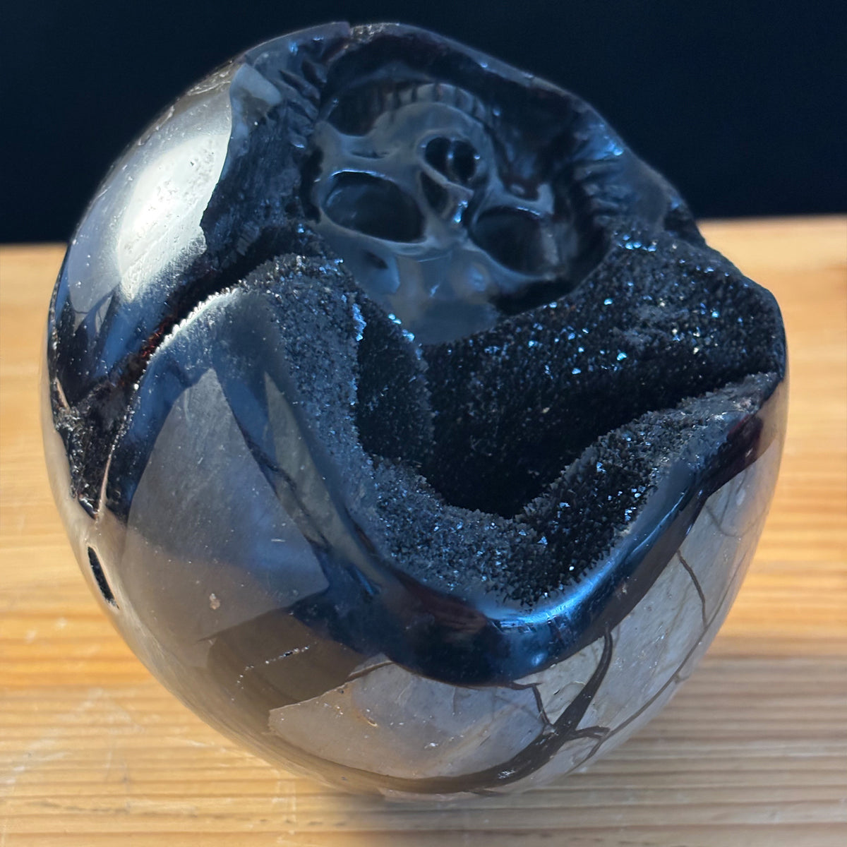 Dragon Septarian Stone Crystal Skull Geode Carving