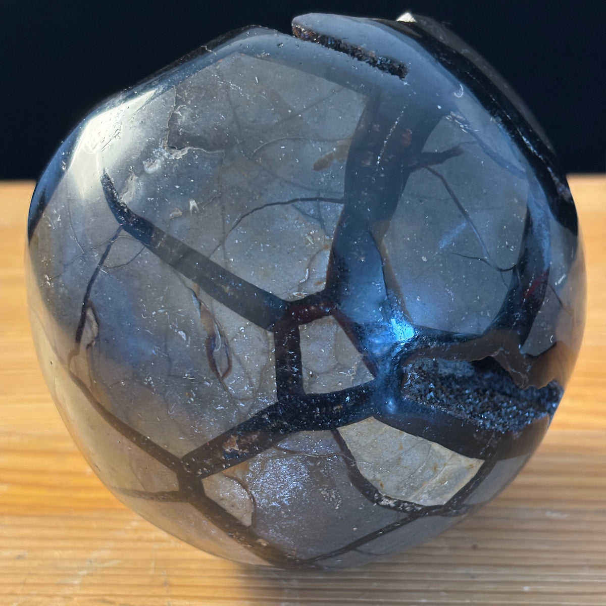 Dragon Septarian Stone Crystal Skull Geode Carving
