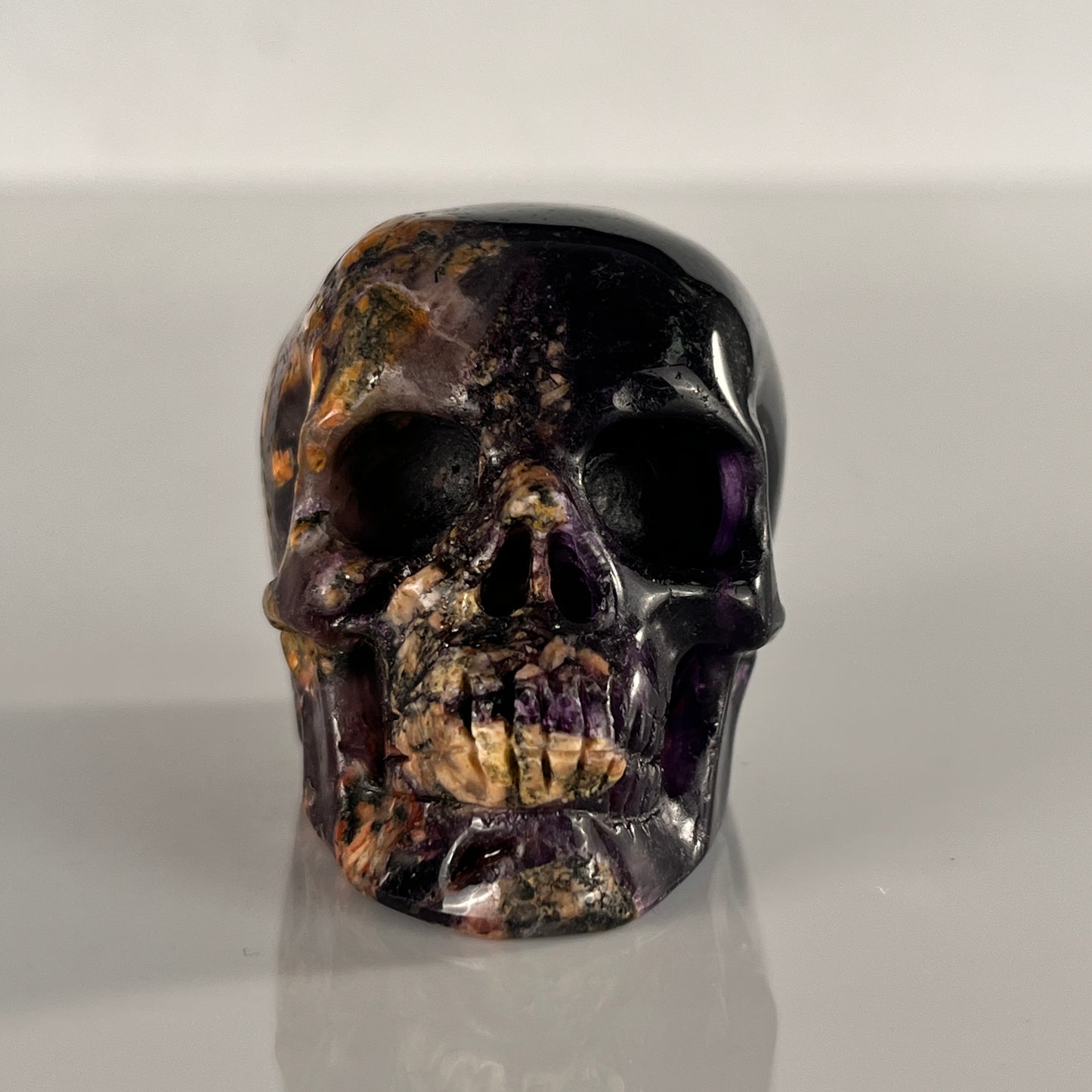 Crâne en cristal de fluorite verte de 5 cm – Pierre naturelle sculptée à la main