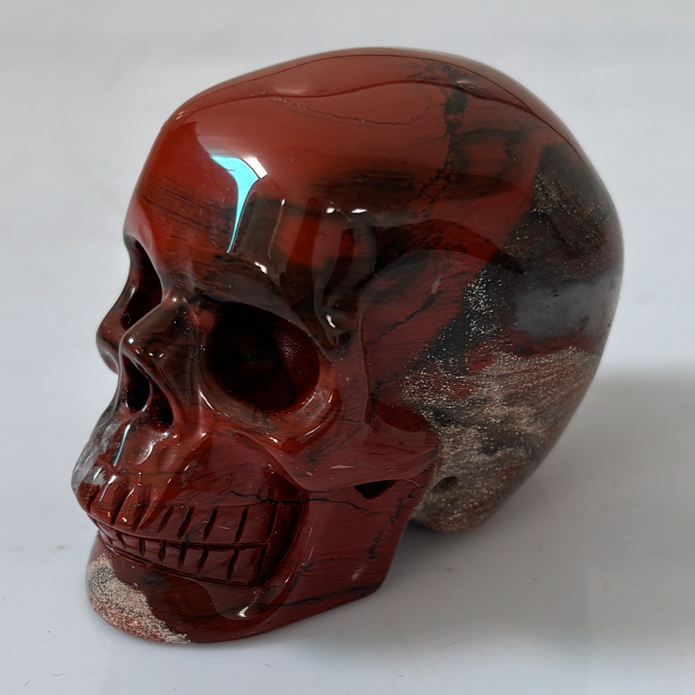 2 Zoll großer Totenkopf aus rotem Jaspiskristall