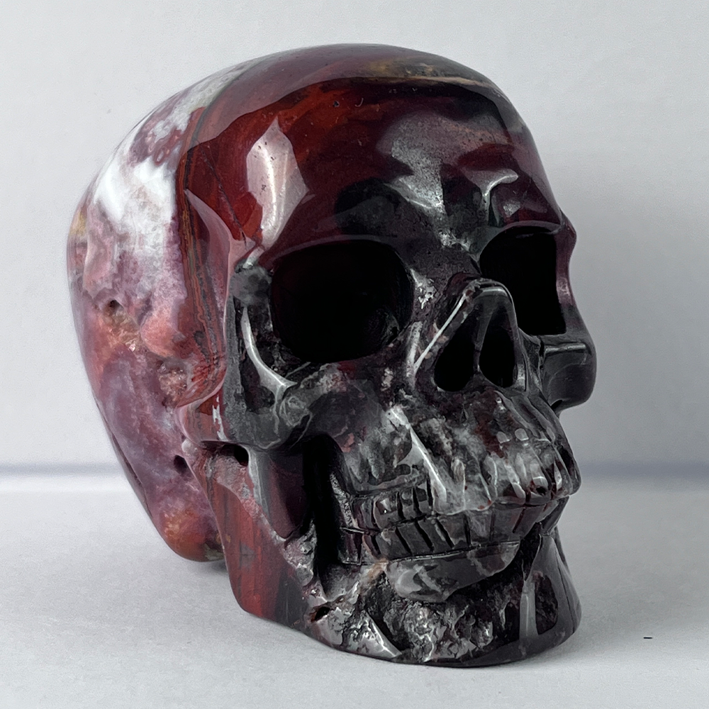 Crâne en cristal d'agate Crazy Lace rouge de 7,6 cm (3 pouces) – Pierre naturelle sculptée à la main