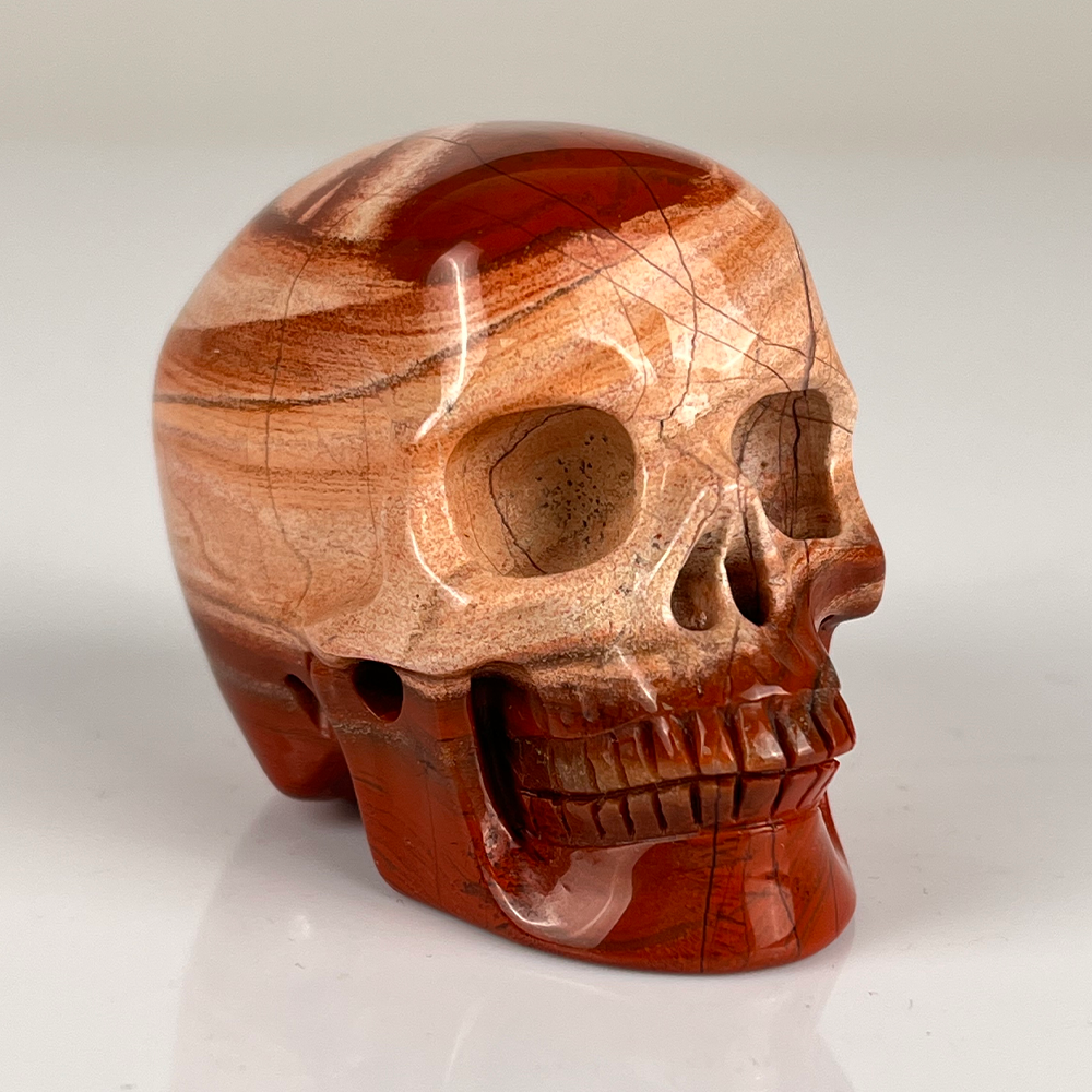 2 Zoll großer Totenkopf aus rotem Jaspiskristall