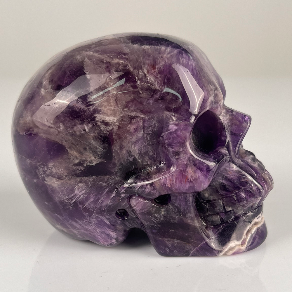 7,6 cm großer Amethyst-Kristallschädel – handgeschnitzter Heilstein