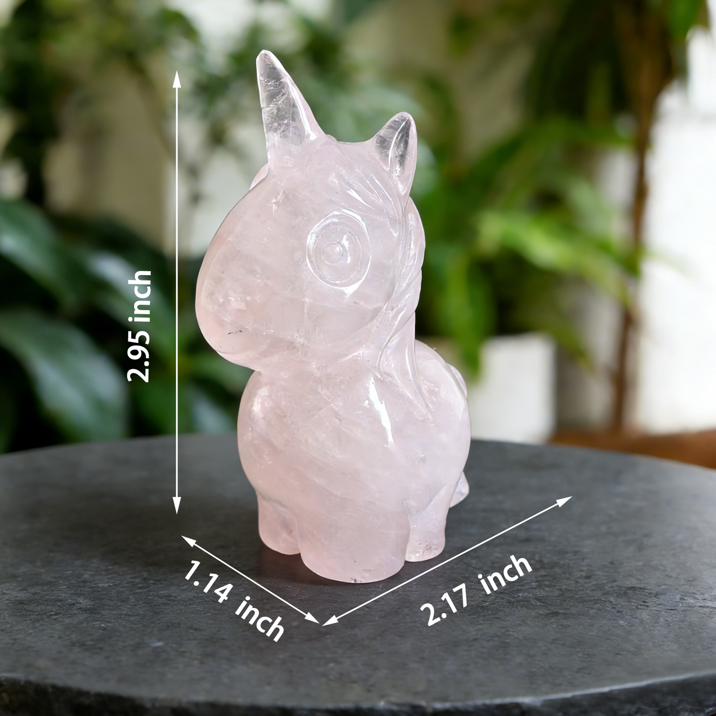 Rosenquarz-Chibi-Einhorn-Skulptur – Handgeschnitzter Naturstein