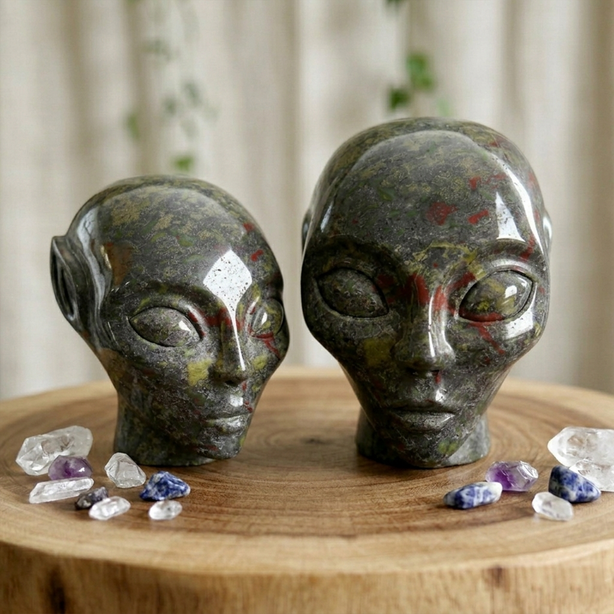 Additional view of a 3-inch Dragon Bloodstone alien skull carving