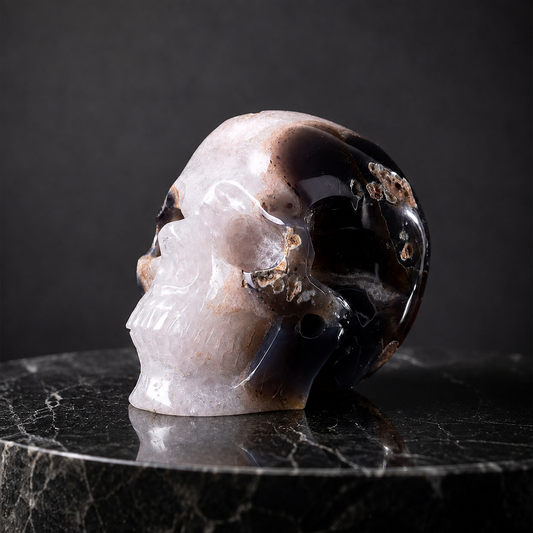 ‘Organic Mindscape’ - Agate Skull with Raw Geode Pocket · Specimen No. 34