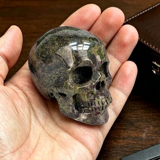 2 Zoll großer Drachenblutstein-Kristallschädel – Mini-Edelsteinschädel