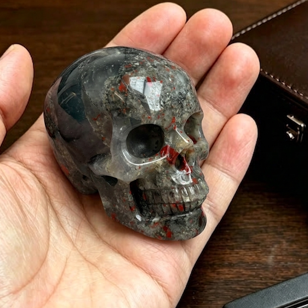 2 Zoll großer afrikanischer Blutstein-Kristallschädel – Mini-Edelsteinschädel