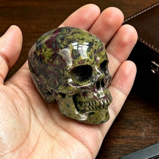 2 Zoll großer Drachenblutstein-Kristallschädel – Mini-Edelsteinschädel